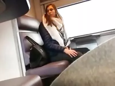 Junge Brünette mit gebräuntem Körper vergisst beim Sex die Kamera gratis pornos von reifen frauen