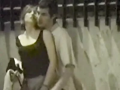 Nachdem sie sich ausgezogen reife frauen gratis video hatte, packte sie seine große und lange Männlichkeit