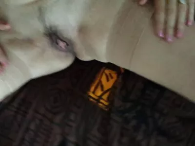 Wie Kaffee und reife frauen gratis video Milch wird die Frau von einem weißen jungen Mann penetriert