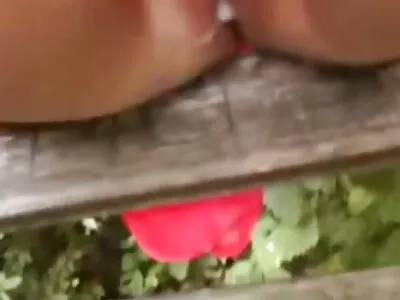 Mädchen mit falschen Wimpern lutscht einen Schwanz und zeigt die free reife frauen porno Arbeitsfähigkeit