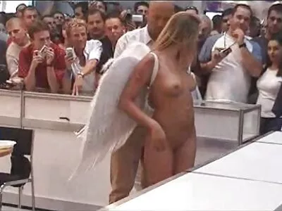 Junge brünette Hottie genießt alte frauen sex gratis Fußfetisch-Action