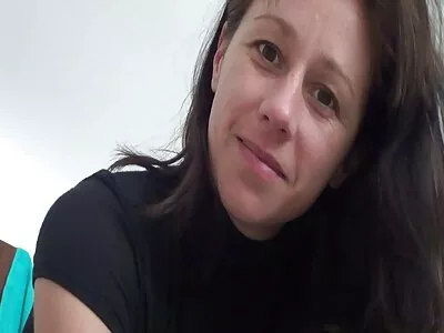 Sex mit Bestie und Stiefbruder wartet auf kostenlose pornofilme mit reifen frauen die Blondine im Haus