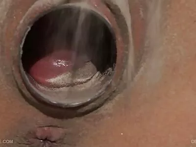 Klasse Blondine hat keine reife porn tube Angst davor, analysiert zu werden, bis ihr Arsch klafft