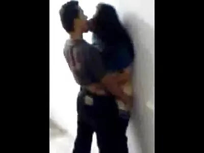 Listige Latina-Studentin spreizt Stiefvater, um das College gratis porno reife damen zu schwänzen