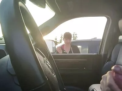 Brünettes Mädchen wird free porn reif von ihrem Adonis in POV benutzt