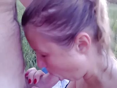 Schöne MILF genießt reife frau kostenlos interracial hämmern im Doggystyle